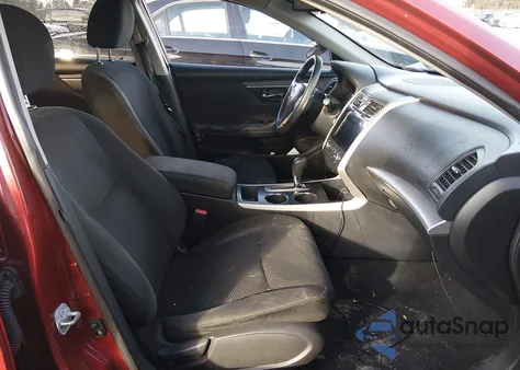 2015 Nissan Altima 2.5/2.5 S/2.5 Sl/2.5 Sv from USA, damaged, VIN 1N4AL3AP8FN320063